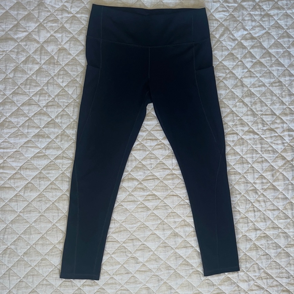 Black Leggings with pockets, size XXL, Slightly Used